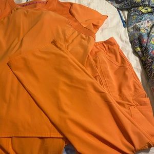 2xl orange heart soul scrubs